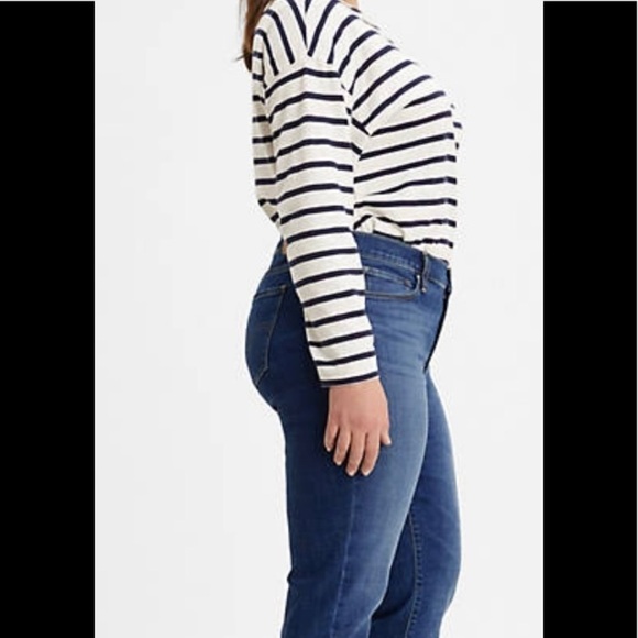 Levi 414 Classic Straight Mid Rise Dark Wash - Picture 2 of 3